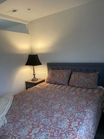 2913 Fernbrook Ln, Nashville, TN 37214