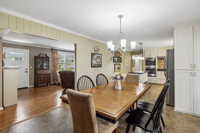 2913 Fernbrook Ln, Nashville, TN 37214