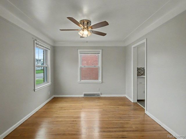 5211 Nottingham Road, Detroit, MI 48224