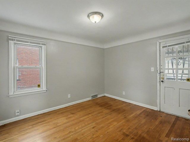 5211 Nottingham Road, Detroit, MI 48224