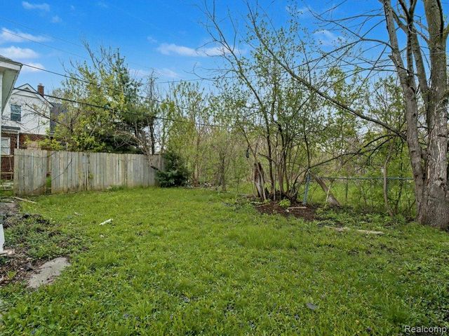 5211 Nottingham Road, Detroit, MI 48224