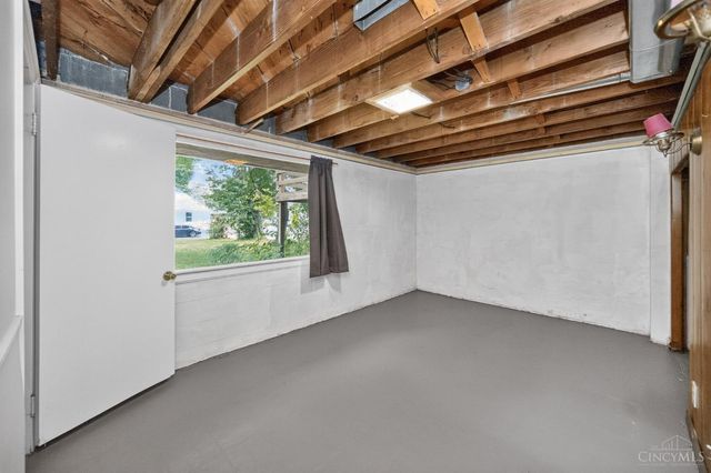 4623 River Road, Fairfield, OH 45014