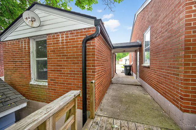 4623 River Road, Fairfield, OH 45014
