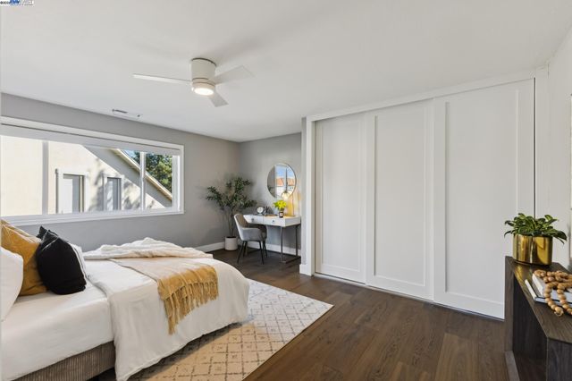 927 Fountain St, Alameda, CA 94501