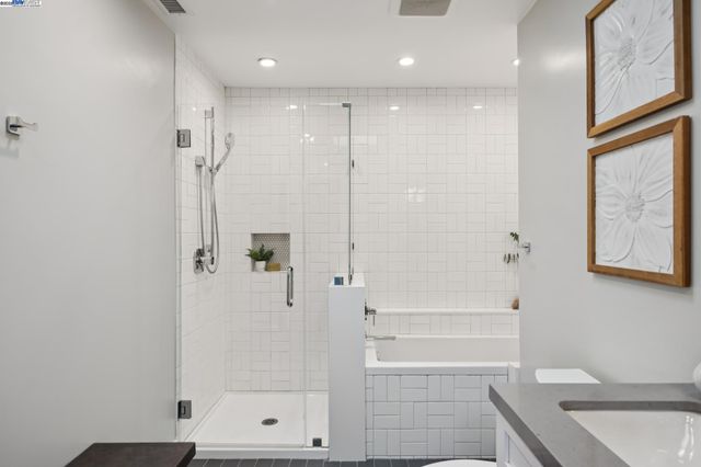 927 Fountain St, Alameda, CA 94501