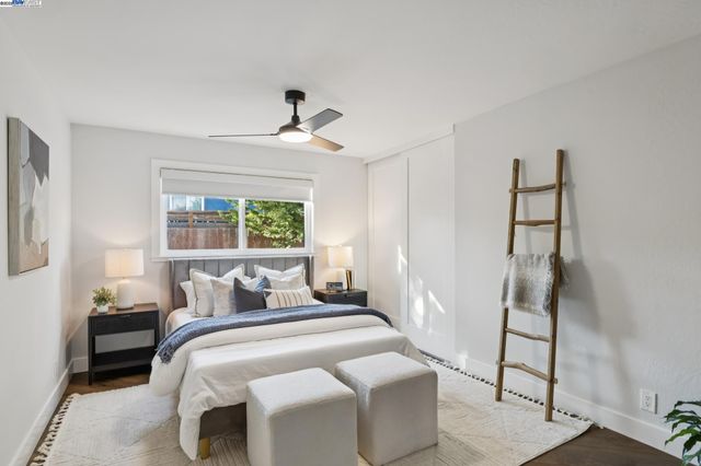 927 Fountain St, Alameda, CA 94501