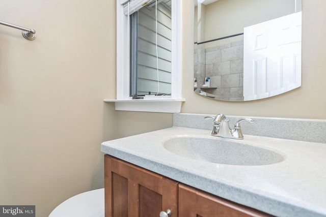 1041 PORTUGAL DR, Stafford, VA 22554