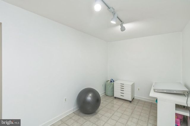 1041 PORTUGAL DR, Stafford, VA 22554
