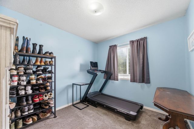 2325 S Shefford St, Wichita, KS 67209
