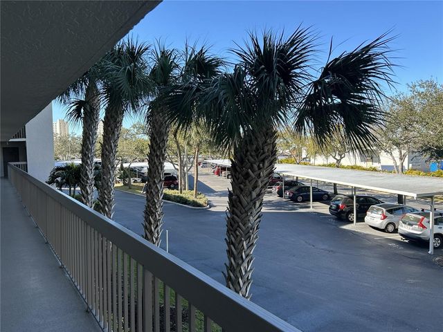 1316 PASADENA AVENUE S 202, South Pasadena, FL 33707