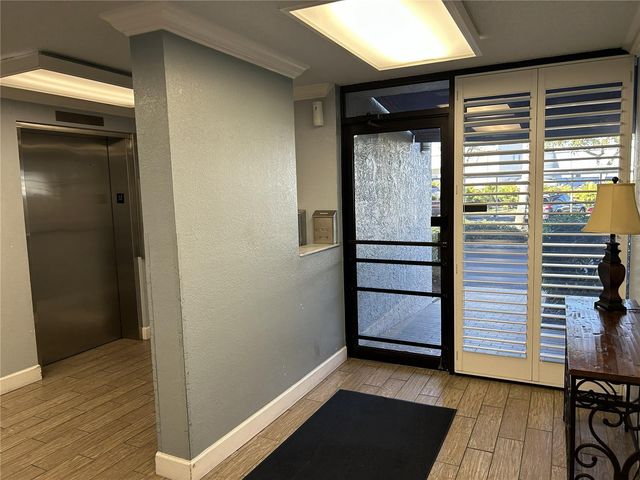 1316 PASADENA AVENUE S 202, South Pasadena, FL 33707