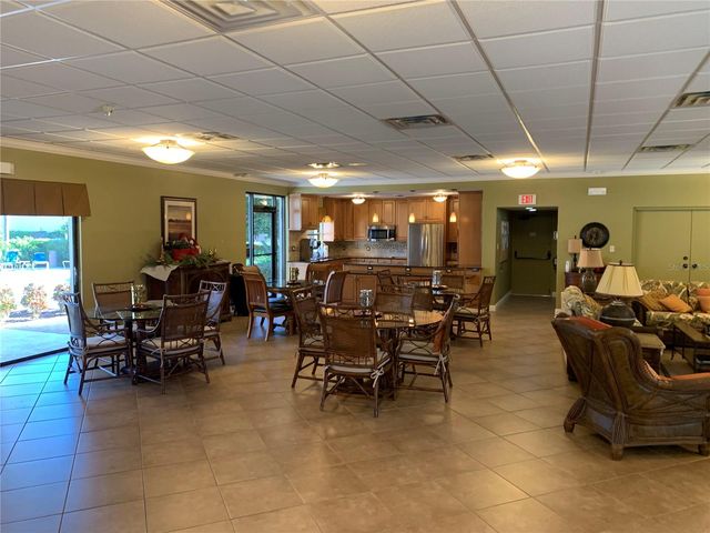 1316 PASADENA AVENUE S 202, South Pasadena, FL 33707