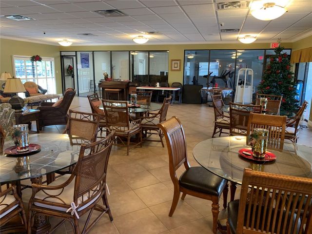 1316 PASADENA AVENUE S 202, South Pasadena, FL 33707