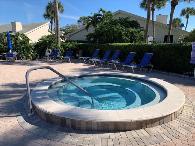 1316 PASADENA AVENUE S 202, South Pasadena, FL 33707