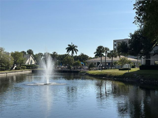 1316 PASADENA AVENUE S 202, South Pasadena, FL 33707