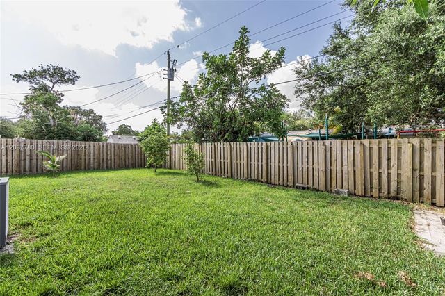 6630 Liberty Street, Hollywood, FL 33024