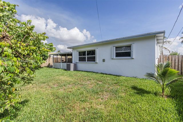 6630 Liberty Street, Hollywood, FL 33024