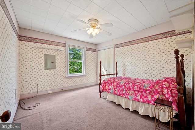 213 WALNUT ST, Jenkintown, PA 19046