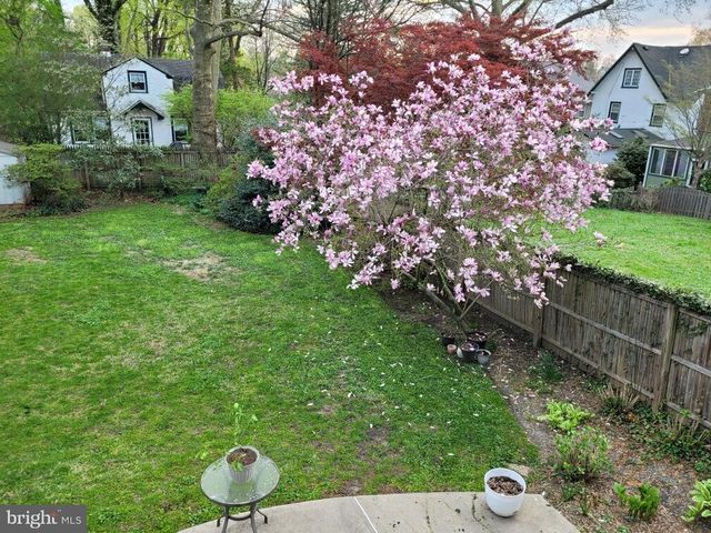 213 WALNUT ST, Jenkintown, PA 19046