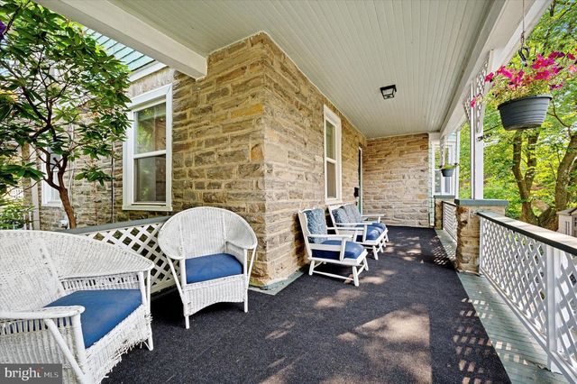 213 WALNUT ST, Jenkintown, PA 19046