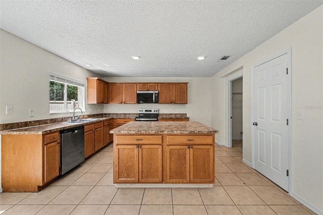 16832 GOLD STAR COURT, Clermont, FL 34714