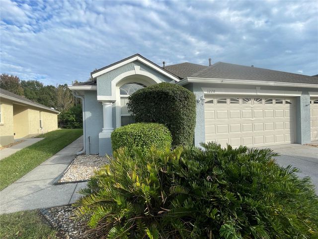 1228 BENSBROOKE DR, Wesley Chapel, FL 33543