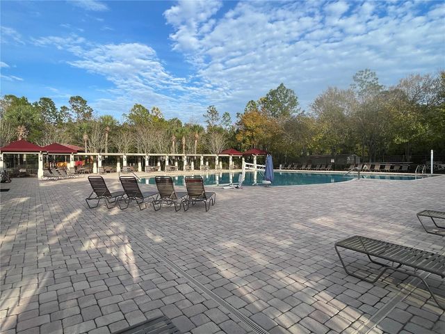 1228 BENSBROOKE DR, Wesley Chapel, FL 33543