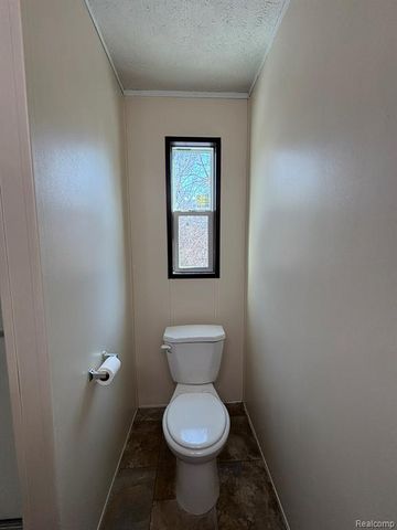 3459 Pine Ridge, Burton, MI 48519