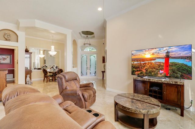 8216 Cypress Point Road, West Palm Beach, FL 33412