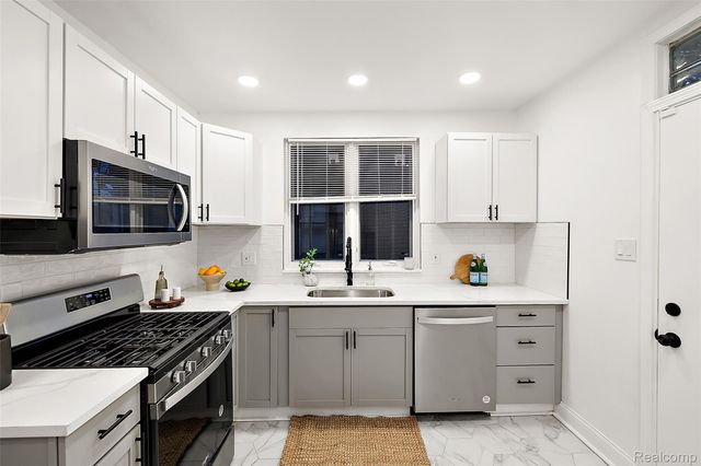 1667 Edison Street, Detroit, MI 48206