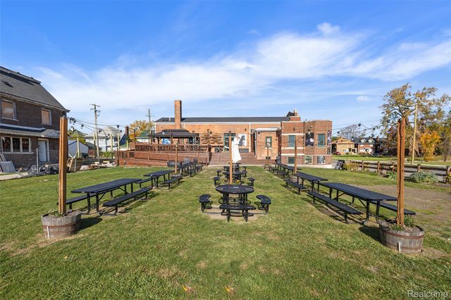 1667 Edison Street, Detroit, MI 48206