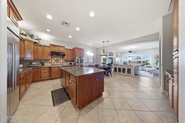 18174 W NARRAMORE Road, Goodyear, AZ 85338