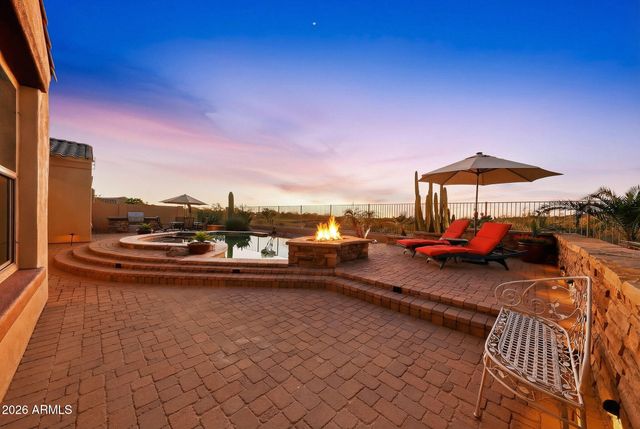 18174 W NARRAMORE Road, Goodyear, AZ 85338