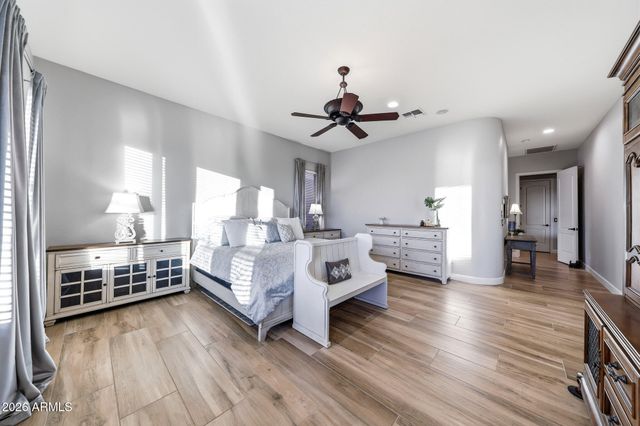 18174 W NARRAMORE Road, Goodyear, AZ 85338