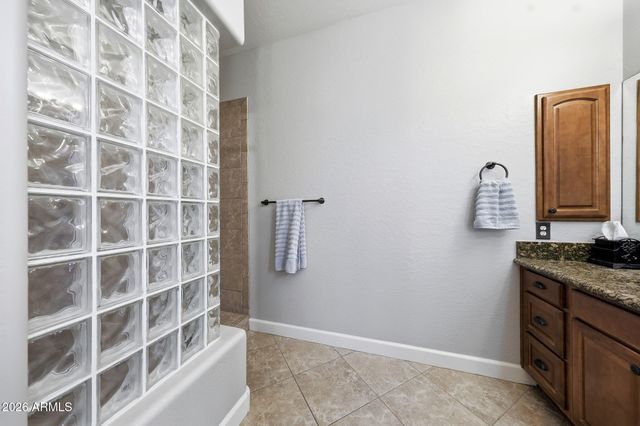 18174 W NARRAMORE Road, Goodyear, AZ 85338