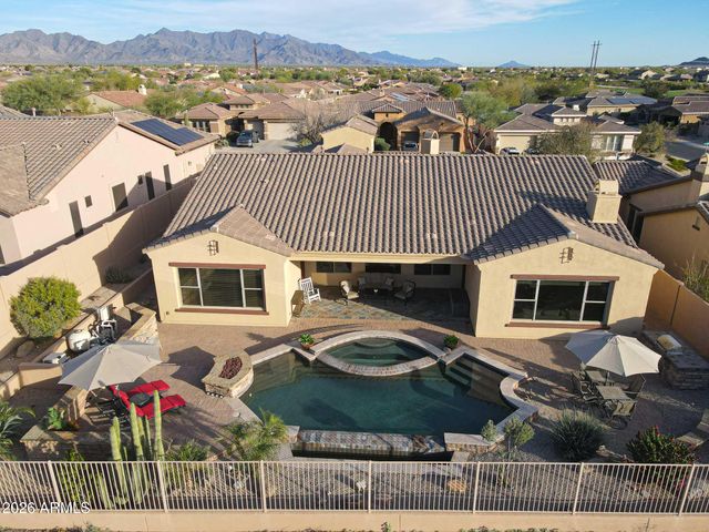 18174 W NARRAMORE Road, Goodyear, AZ 85338