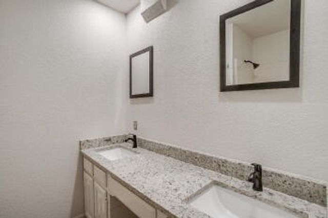 4809 Lowell Lane, Fort Worth, TX 76133