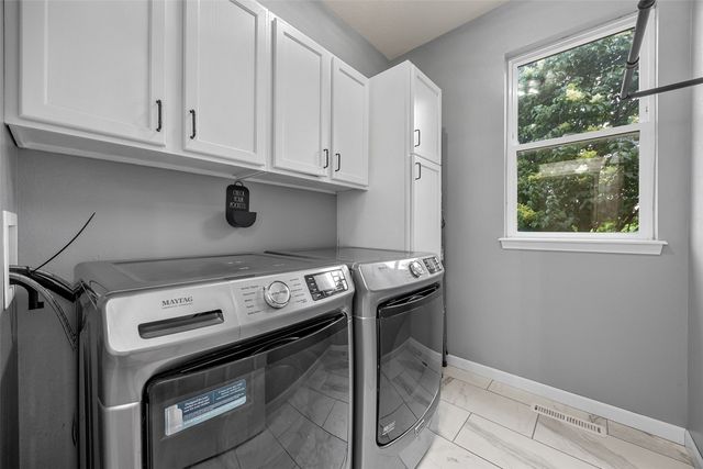 3102 Falcon View Court SW, Cedar Rapids, IA 52404
