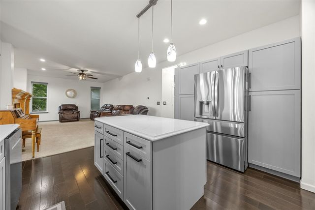 3102 Falcon View Court SW, Cedar Rapids, IA 52404