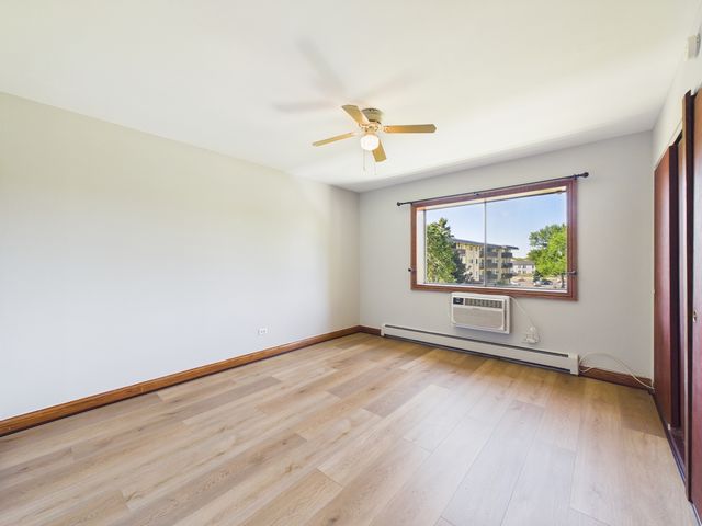 2222 S Goebbert Road 358, Arlington Heights, IL 60005