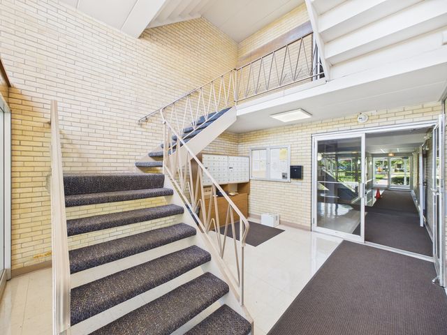 2222 S Goebbert Road 358, Arlington Heights, IL 60005