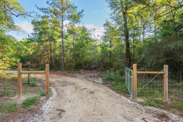 1397 S Co Highway 183, Defuniak Springs, FL 32435