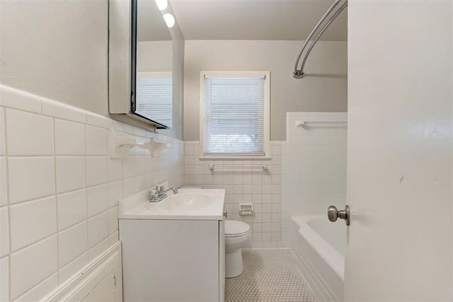 1407 Casady Lane, Oklahoma City, OK 73120
