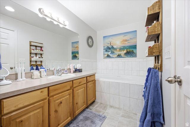 6111 W 5900 S, Hooper, UT 84315