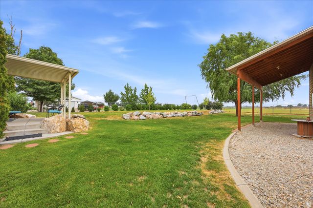 6111 W 5900 S, Hooper, UT 84315