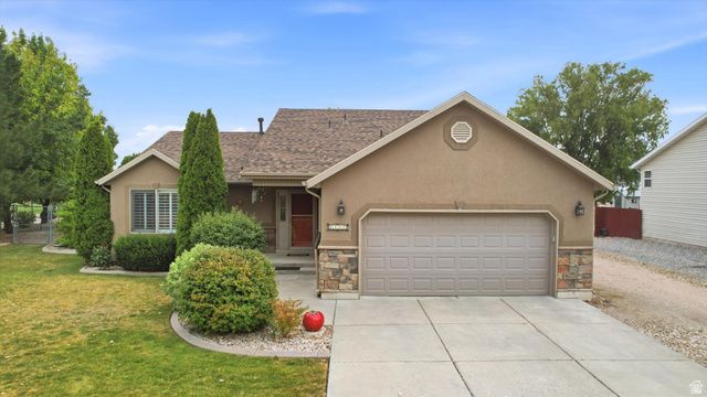 6111 W 5900 S, Hooper, UT 84315