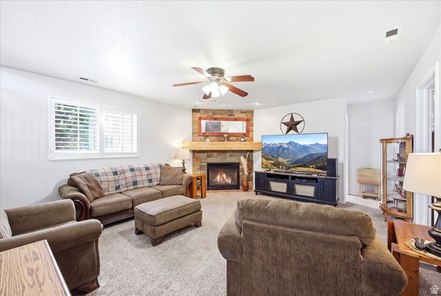6111 W 5900 S, Hooper, UT 84315