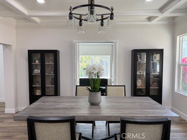 401 W Avenue 37, Los Angeles, CA 90065
