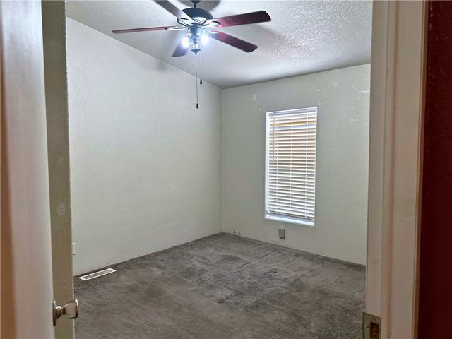 3746 N Bouse Road, Golden Valley, AZ 86413