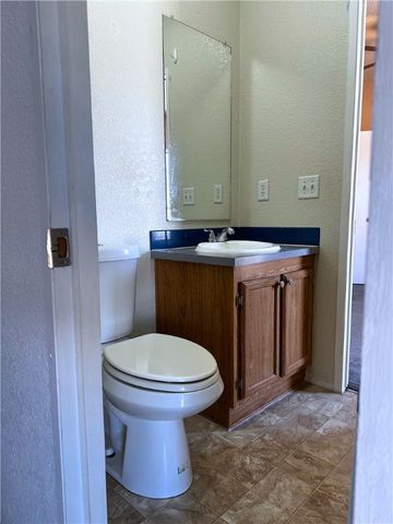 3746 N Bouse Road, Golden Valley, AZ 86413